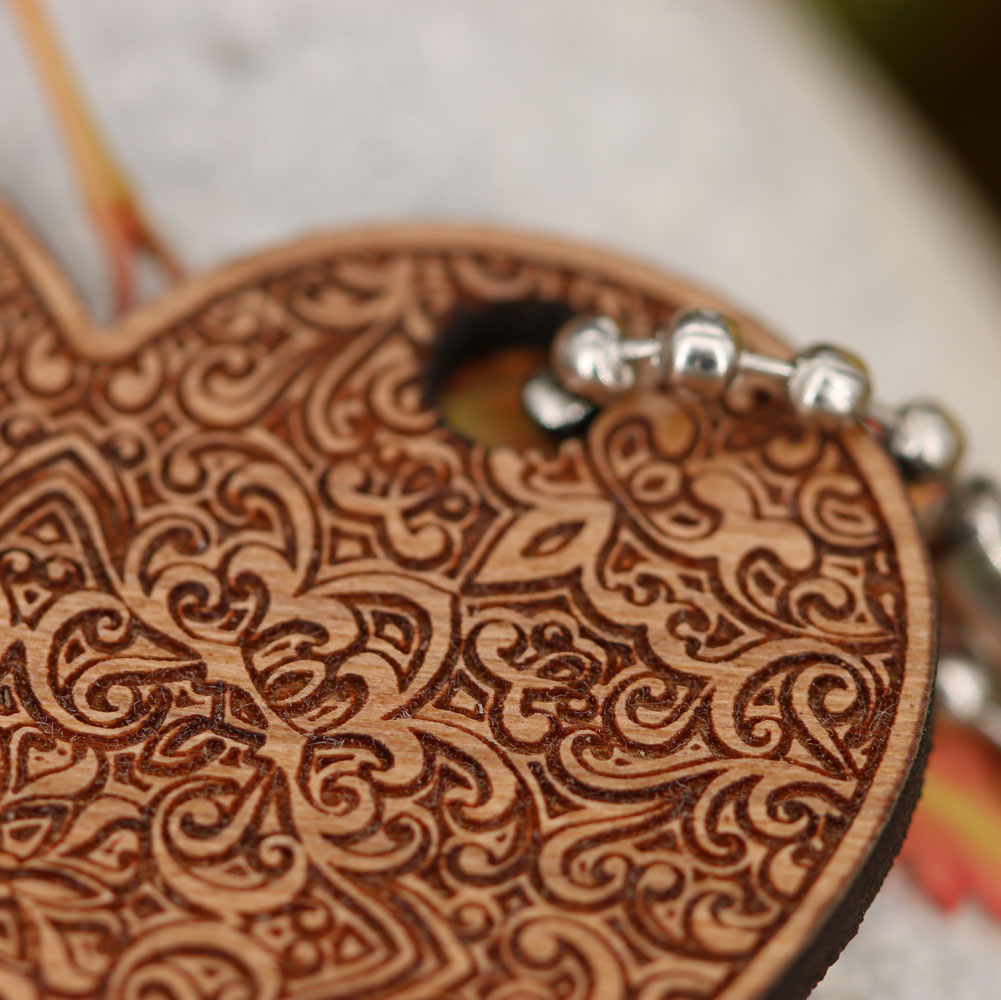 porte-clés bois personnalisé gravé le baroque