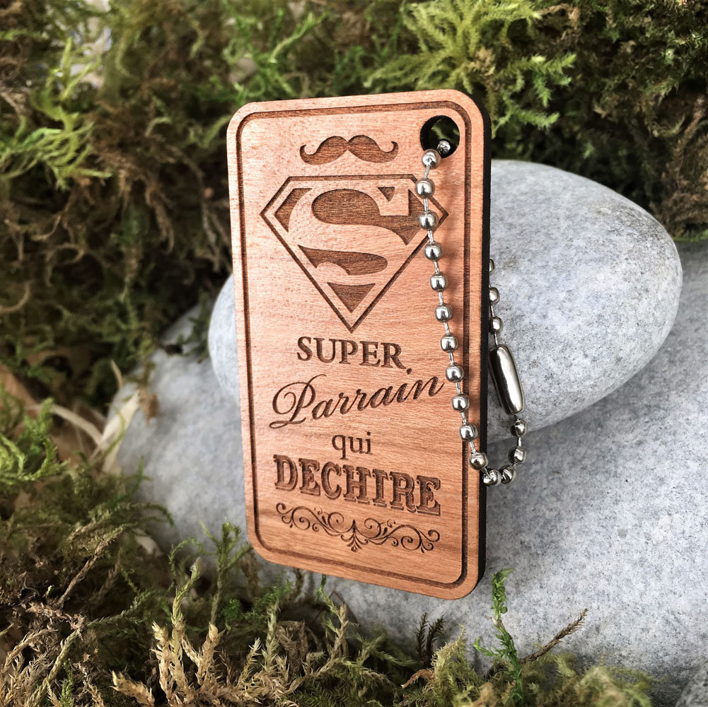 porte-clés personnalisé bois gravé super parrain