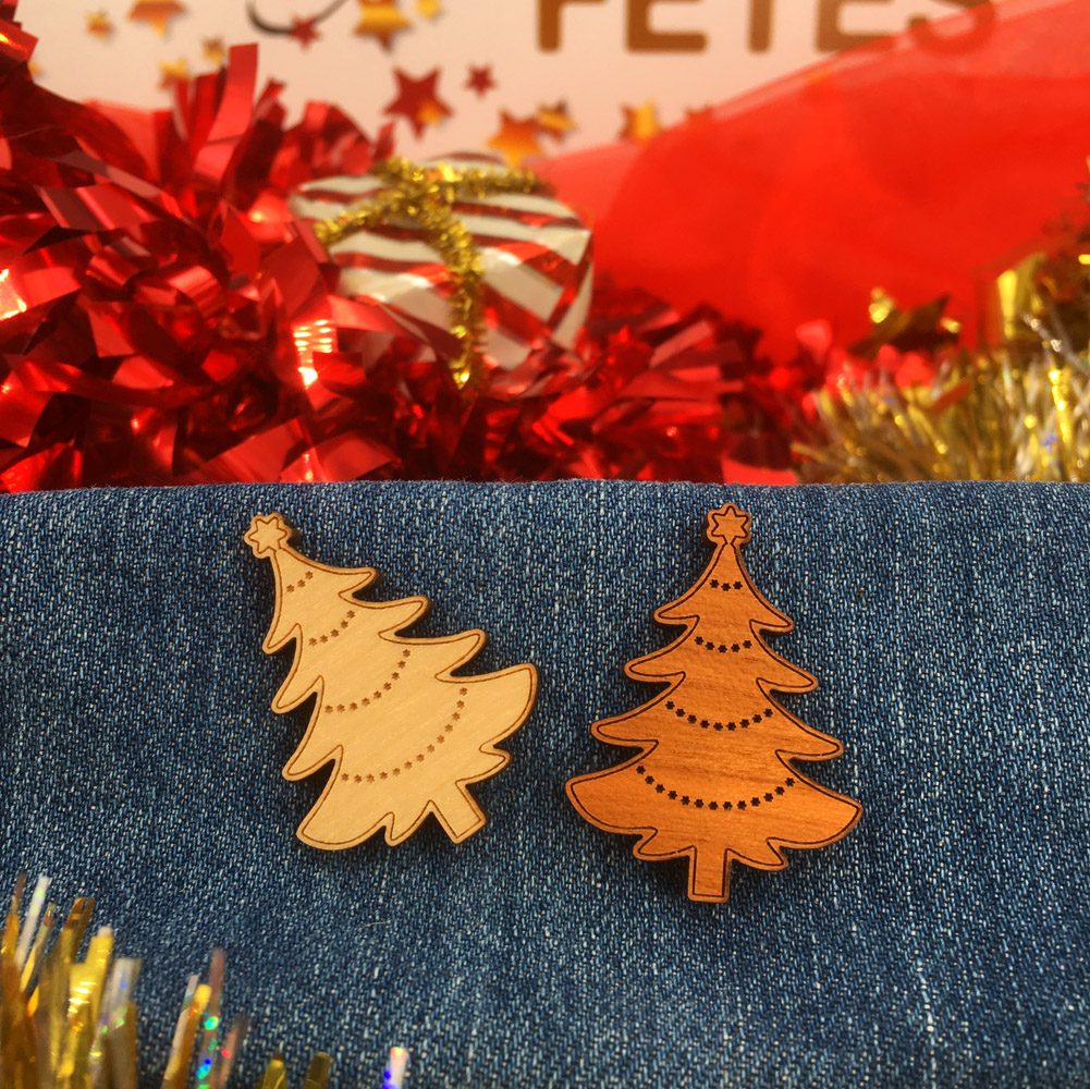 pin's bois personnalisé gravé sapin