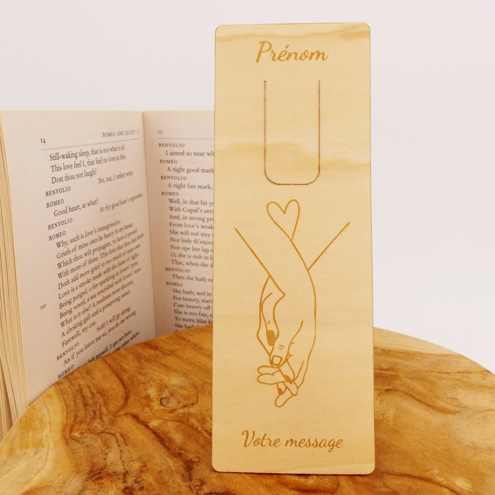 Marque page en bois à personnaliser pour la Saint Valentin